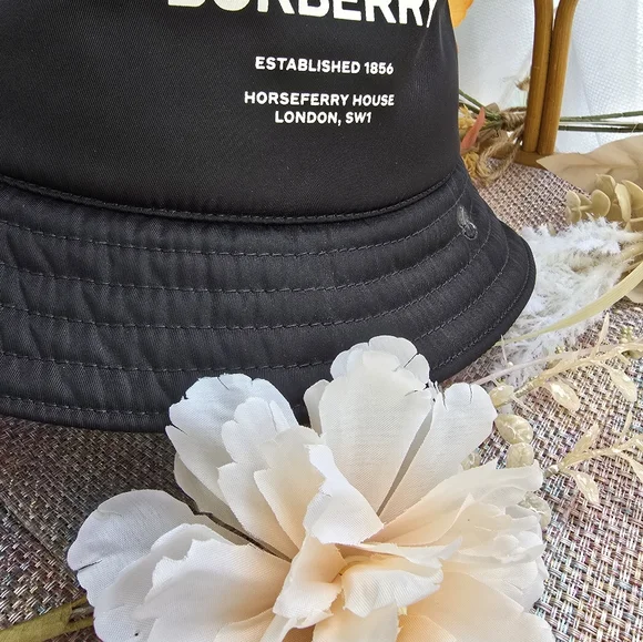 Authentic Burberry Black Bucket Hat Burberry Black Cotton Gabardine Logo Bucket Hat | Yoogi main image 4